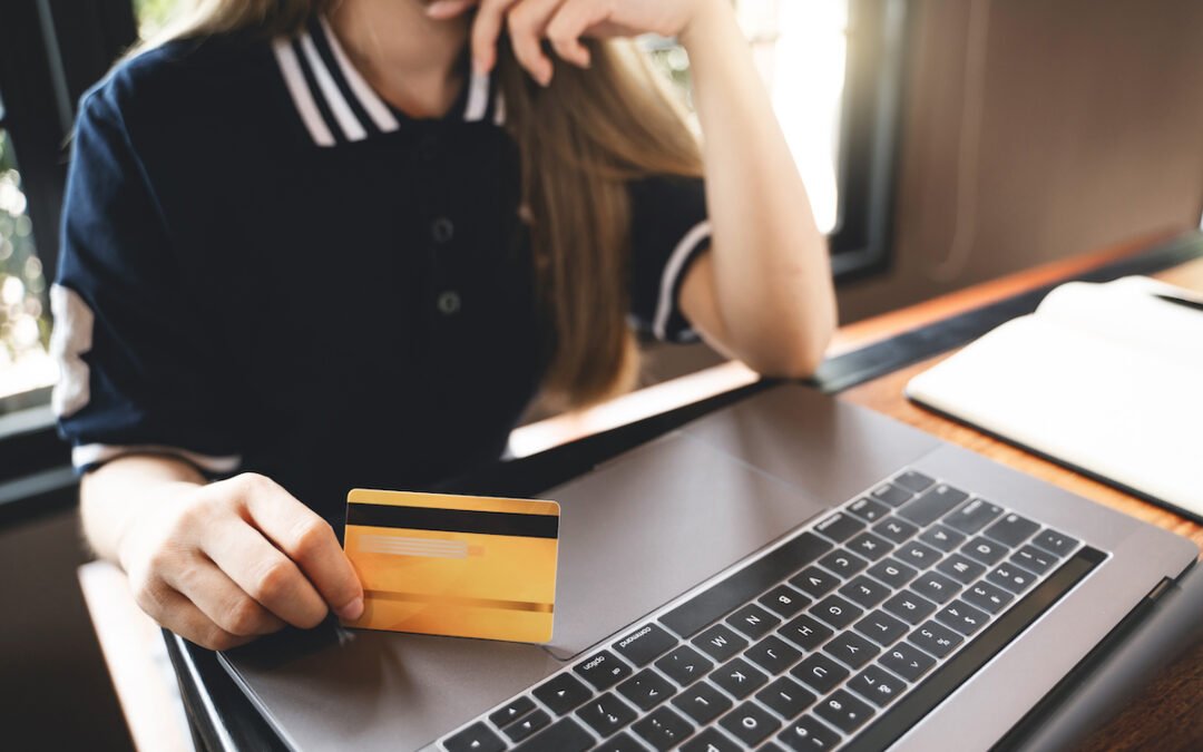 5 Online Scams To Watch Out For